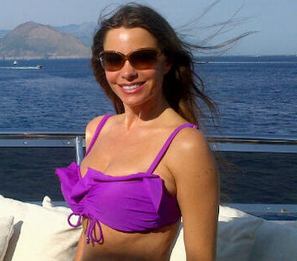 Sofia Vergara Bikini for Twitter in Capri Cuz She's Won