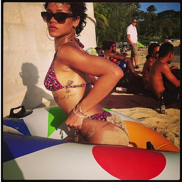 Rihanna S Bikini Photoshoot For Instagram Of The Day