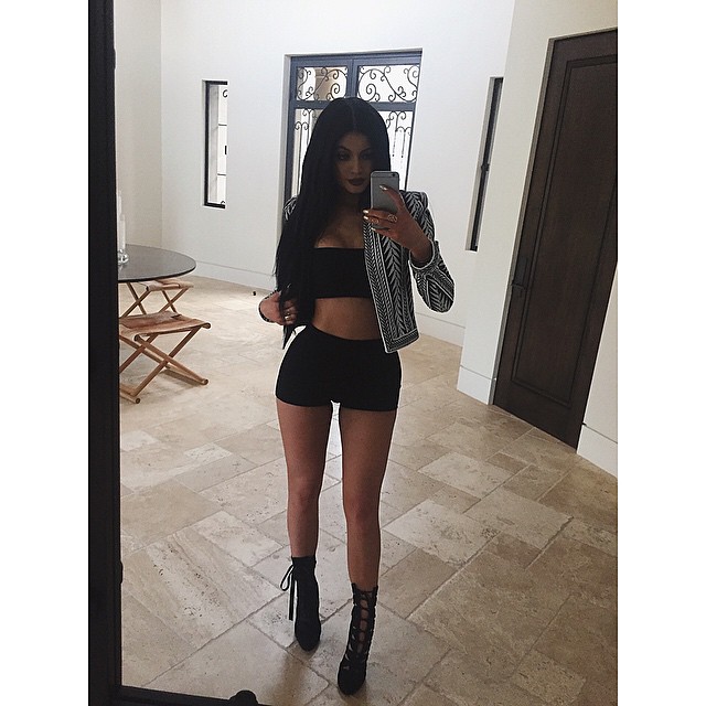 Kylie-Jenner-Vagina-1