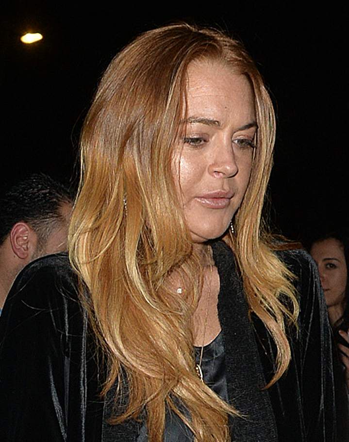 Lindsay Lohan at the Novikov barrestaurant in Mayfair, London, April 14-2015 003
