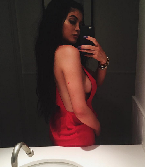 Kylie Jenner Old Enough To Be A Tranny Hooker Tit Of The