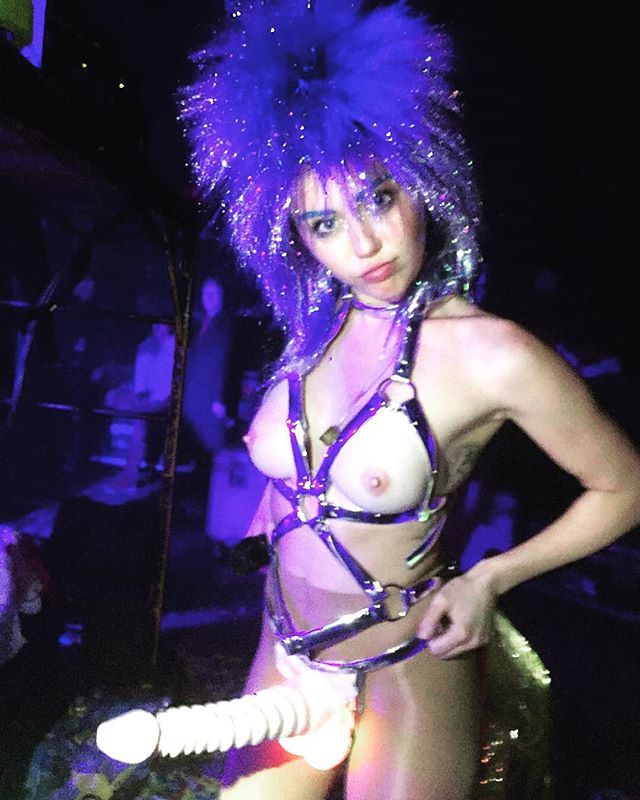 Miley-Chicago-Strap-On-Show-11