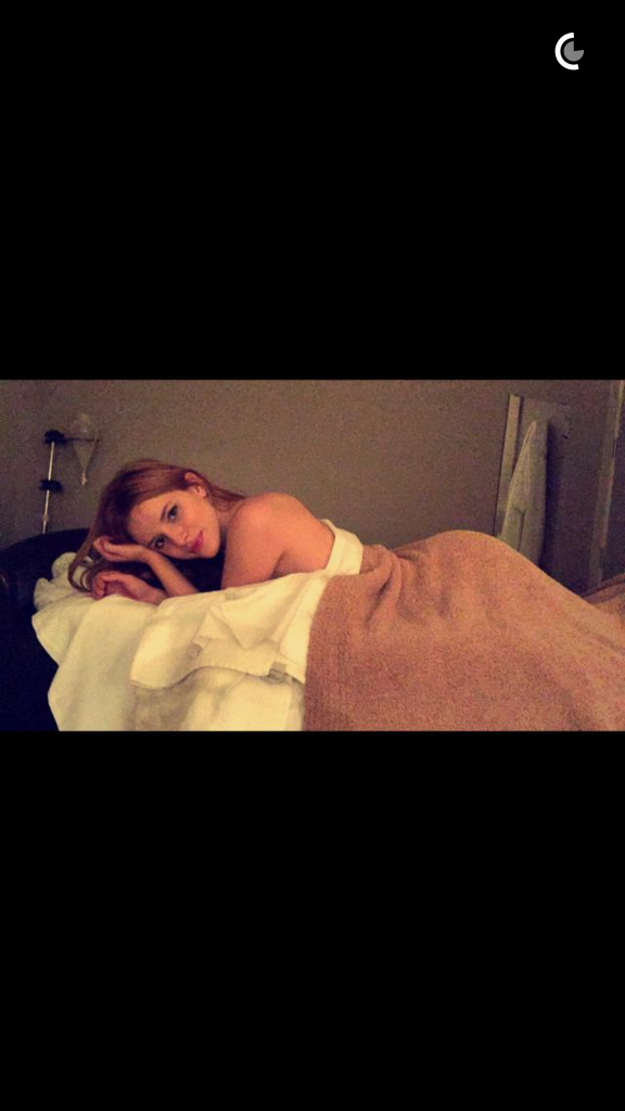Snapchat bella thorne nude Bella Thorne’s