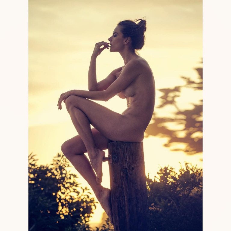 Alessandra-Ambrosio-Nude-Sexy-1-768x768