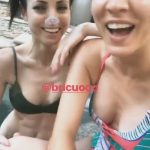 Bing Bang Theorys Kaley Cuoco in a swimsuit with a girlfriend