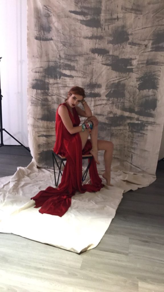 Bella Thorne Never Ends a Good Time