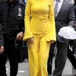 Blake Lively Titties in her Banana Outfit