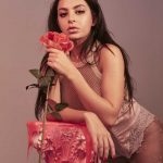 Charli Xcx Nipples so People Notice She's Got an Album