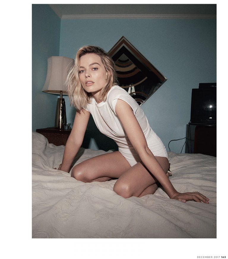 Margot Robbie Being Slutty In Vogue Magazine Of The Day