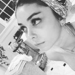 Sarah Hyland Naked on Instagram in a Headband