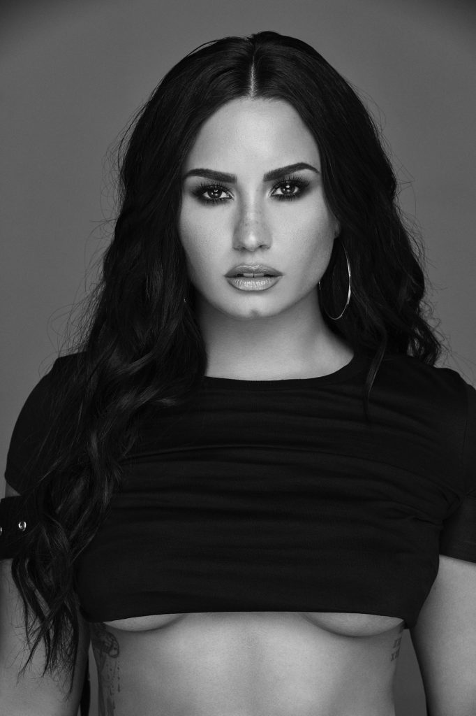 Demi Lovato Underboob