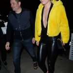 Lindsey Vonn Cleavage yellow coat