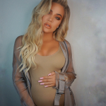 Khloe Kardashian Big Fake Pregnant Face