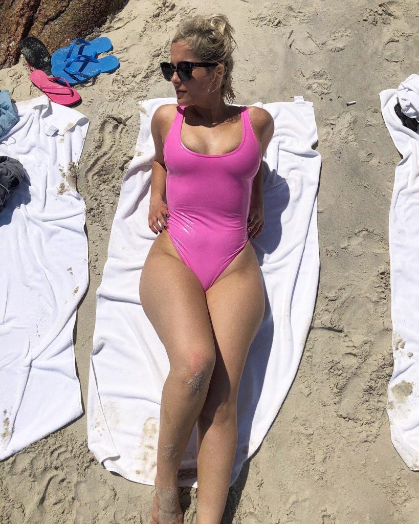 Bebe Rexha Tight pink bikini