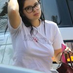 Ariel Winter Fake Lip and Big Tits in a White Shirt