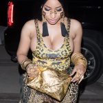 Nicki Minaj Big Fake Tits and Ass