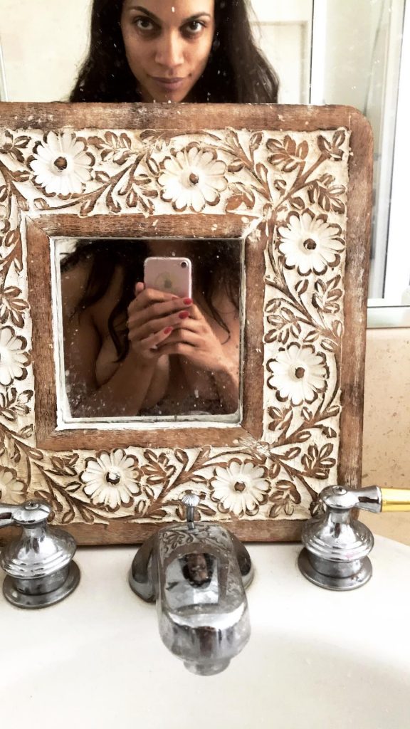 Rosario Dawson Topless Mirror Selfie