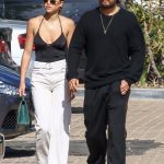 Sofia Richie Big Tits Braless in Black Top and White Pants