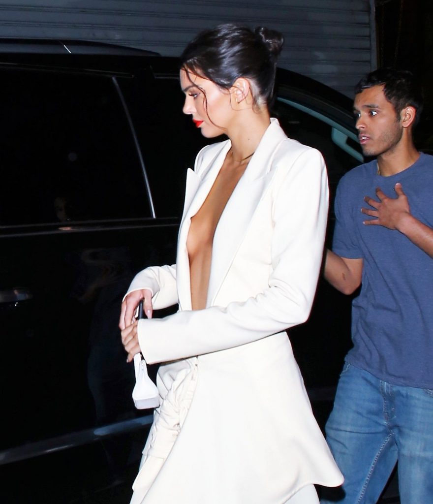 Kendall Jenner Tits OUt in a White Blazer and Pants