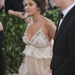 Selena Gomez Big Tits in White Dress at the MET