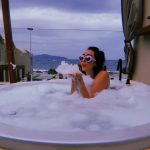 Noah Cyrus Naked in a Hot Tub Covering her Tits