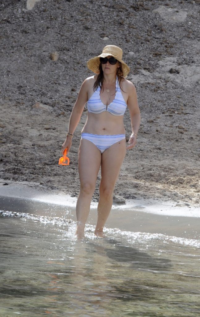 Kate Winslet Bikini in Menorca