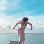 Gigi Hadid Bikini Ass Getting Wet 2