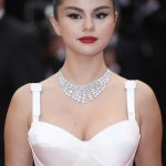 Selena Gomez New Face and Tits