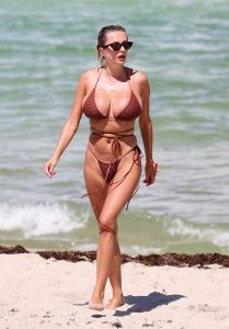 Caroline Vreeland Bikini Big TIts