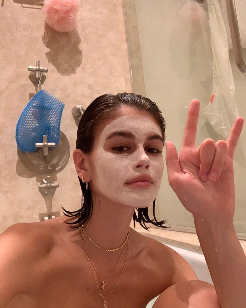 Kaia Gerber Slutty Bath