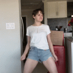 Joey King Twerk