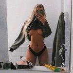 tana mongeau nudity