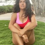 Salma Hayek Hot Bikini