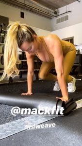 Lindsay Pelas Titty Workout