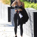 Hailey Baldwin Bieber Tight Leggings