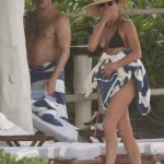 Jennifer Aniston Bikini