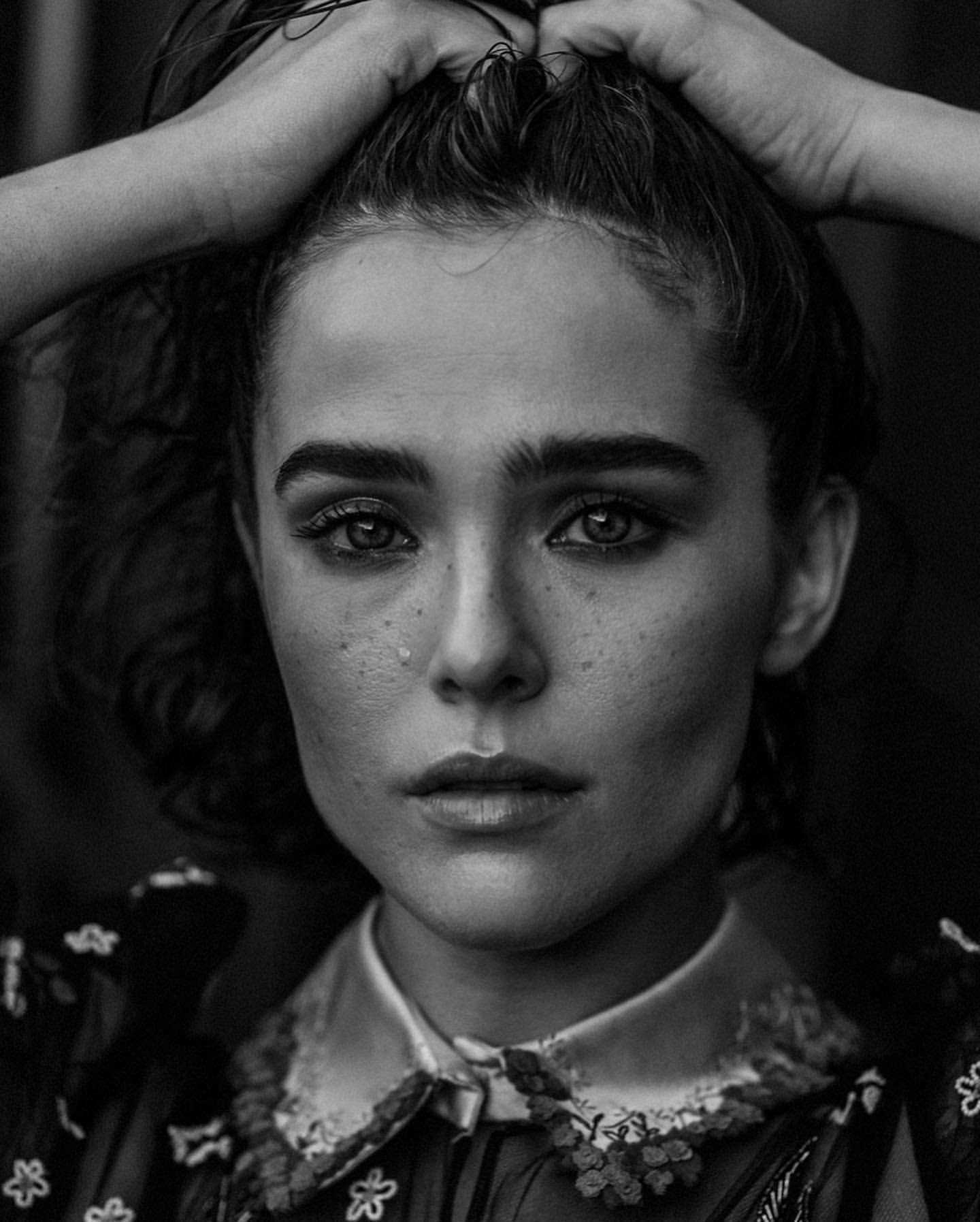 Zoey Deutch Slutty Tits Photoshoot 7 