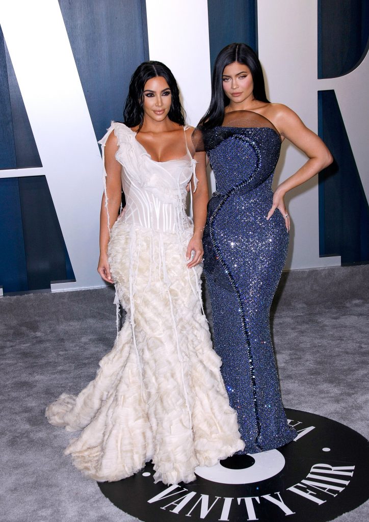 Vanity Fair Oscars Party Kylie Jenner Kim Kardashian 