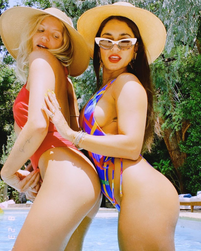 Vanessa Hudgens Sexy Bikini