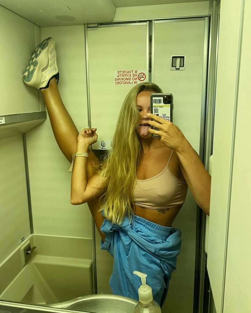 airplane nude selfie girl pictures & video