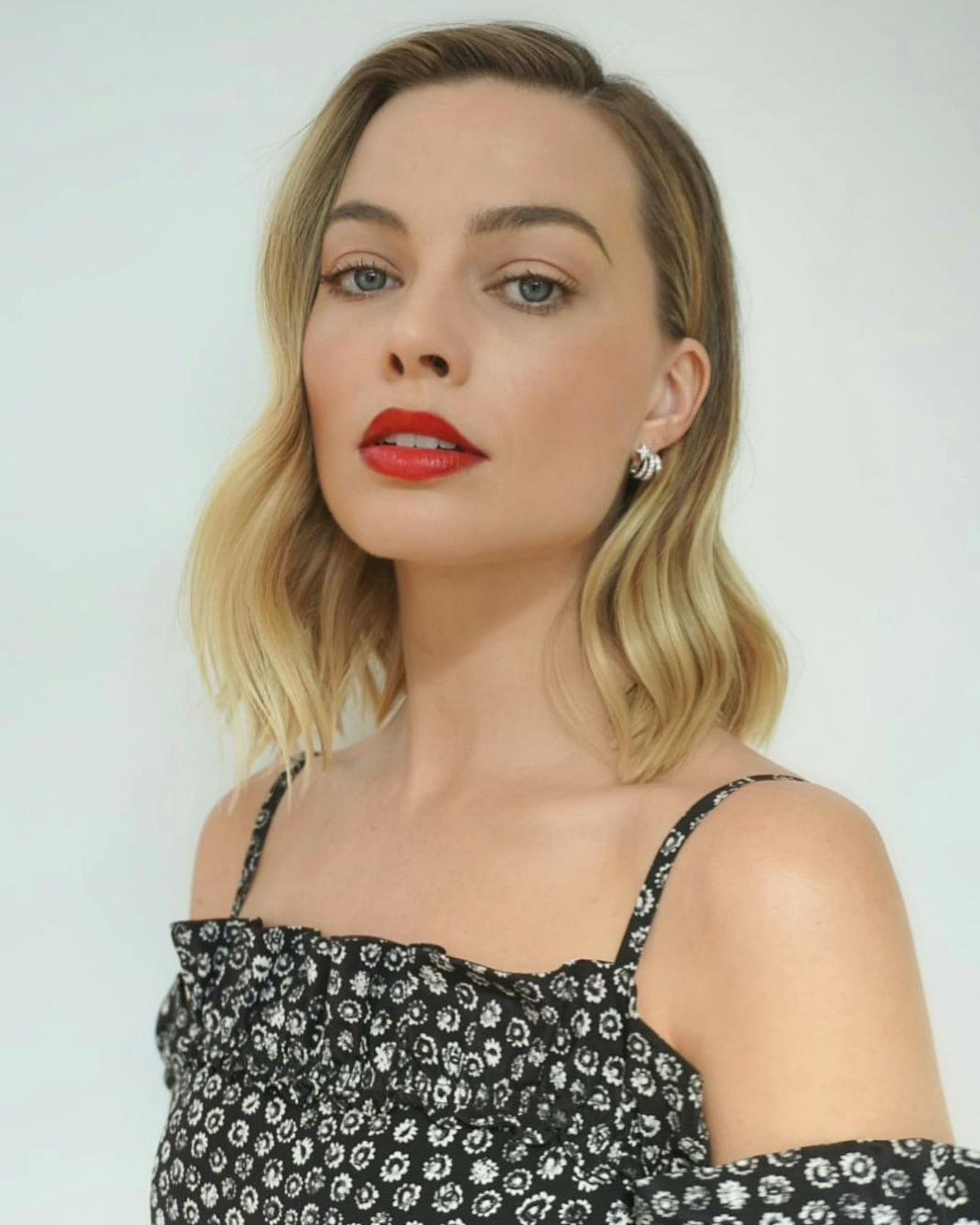 Golden Globes Margot Robbie 2