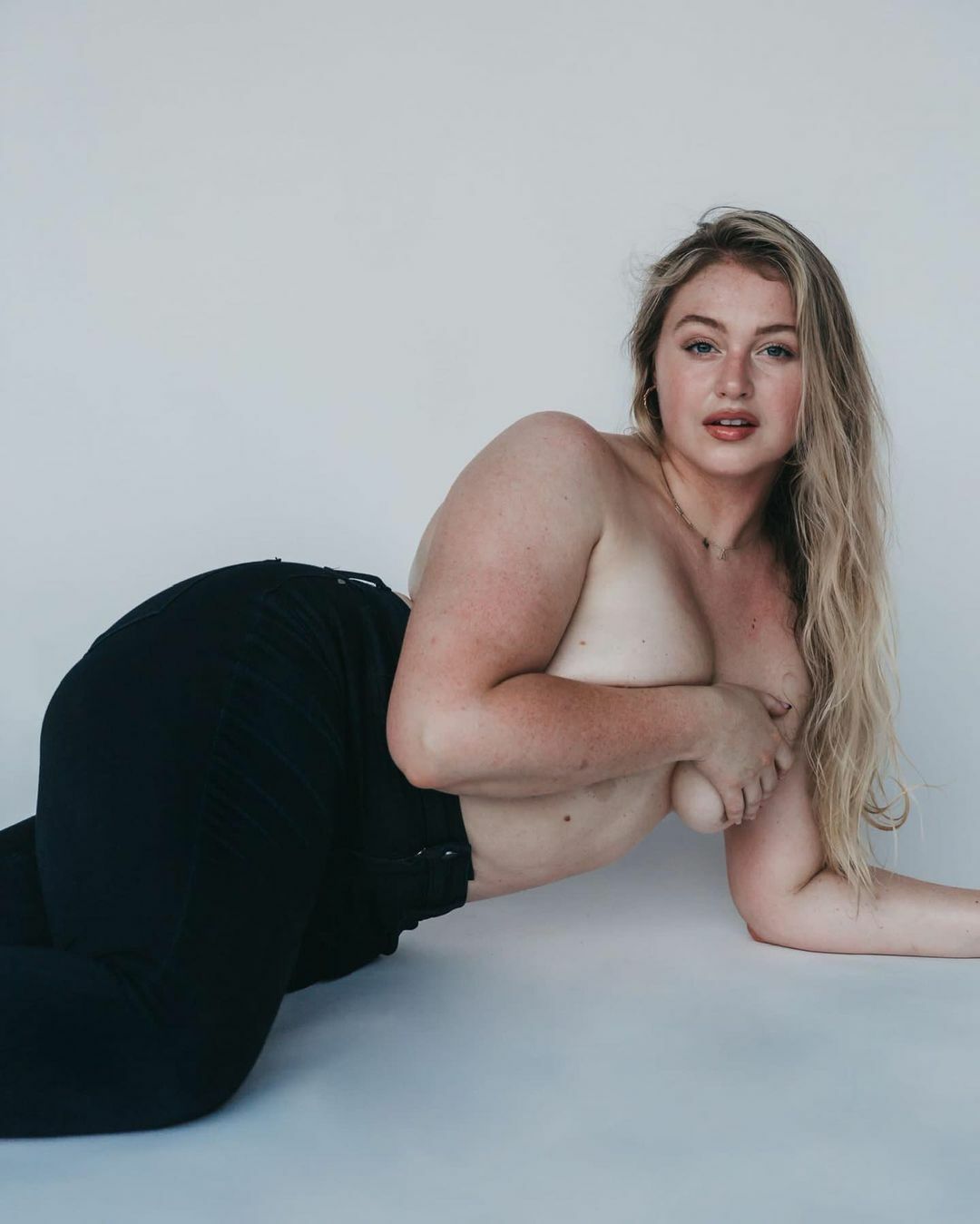 Iskra Lawrence Topless of the Day - DrunkenStepFather.com