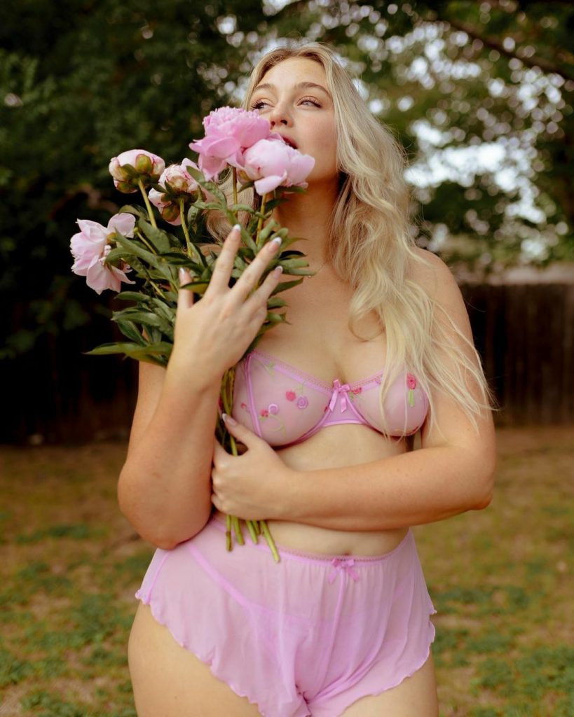 Iskra Lawrence in Lingerie of the picture